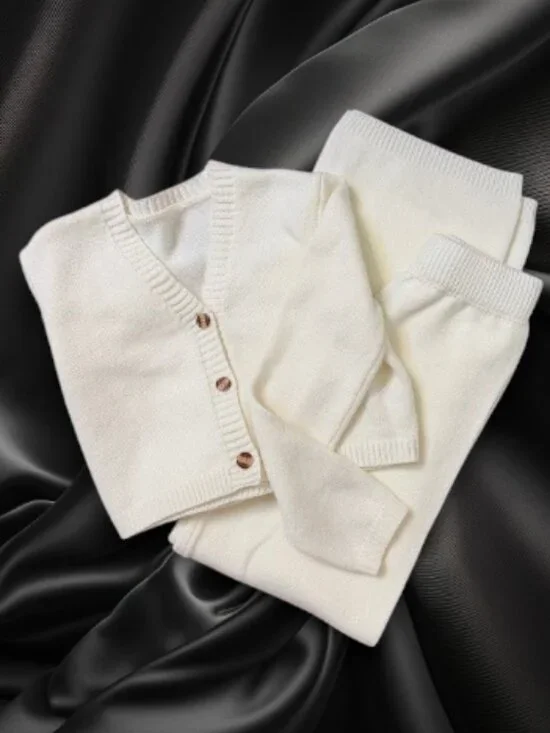 Cozy White Knit Lounge Set XS Cardigan & Pants Soft Minimal Outfit - Picture 2 of 7